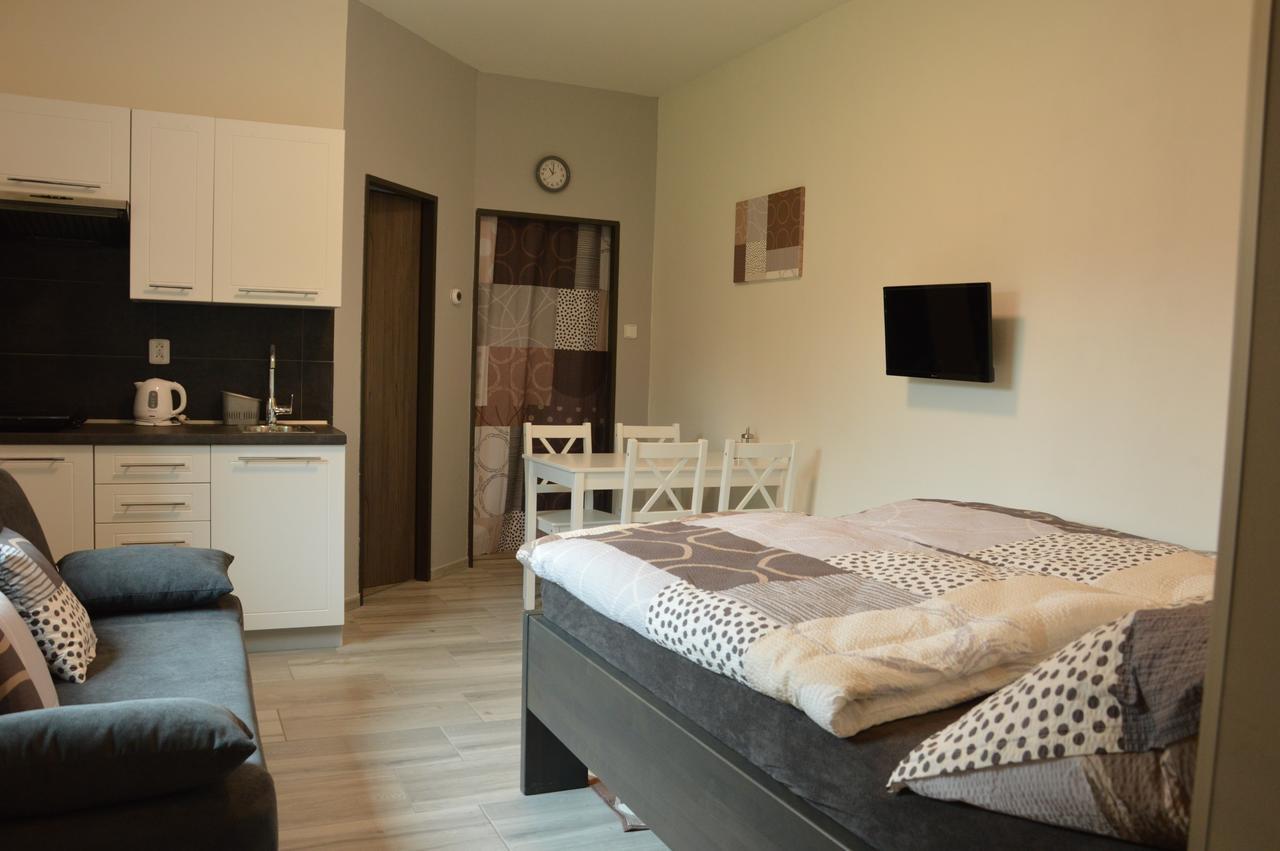 Apartmany Polevsko ภายนอก รูปภาพ